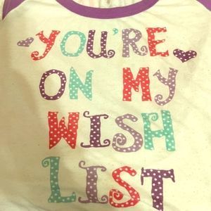 Purple & white sleep top. size small.  EUC